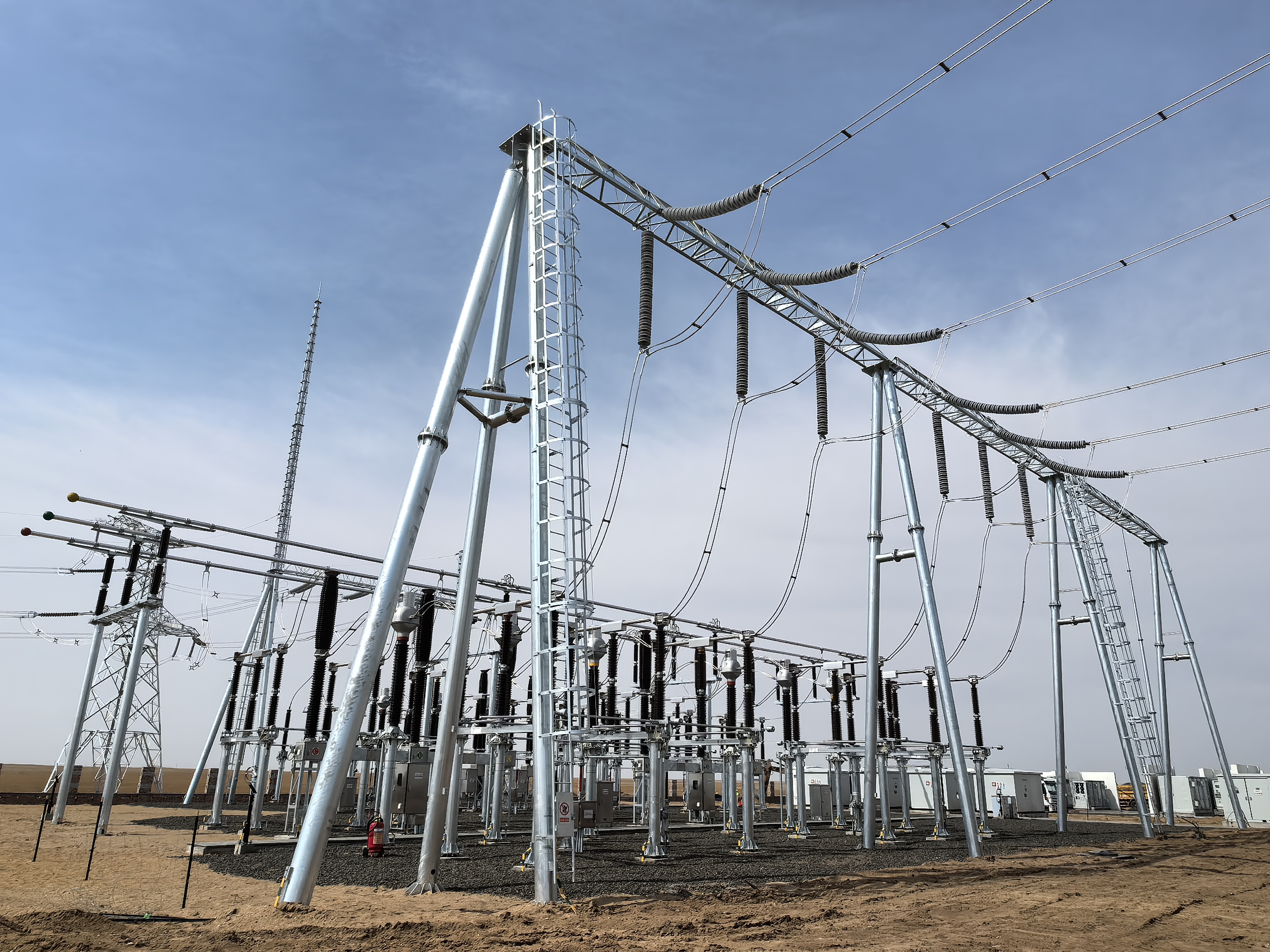 220kV AIS高压设备安装 - 银河电力变电站建设